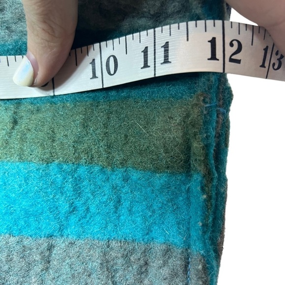 Prana Crossbody Purse - Picture 12 of 13